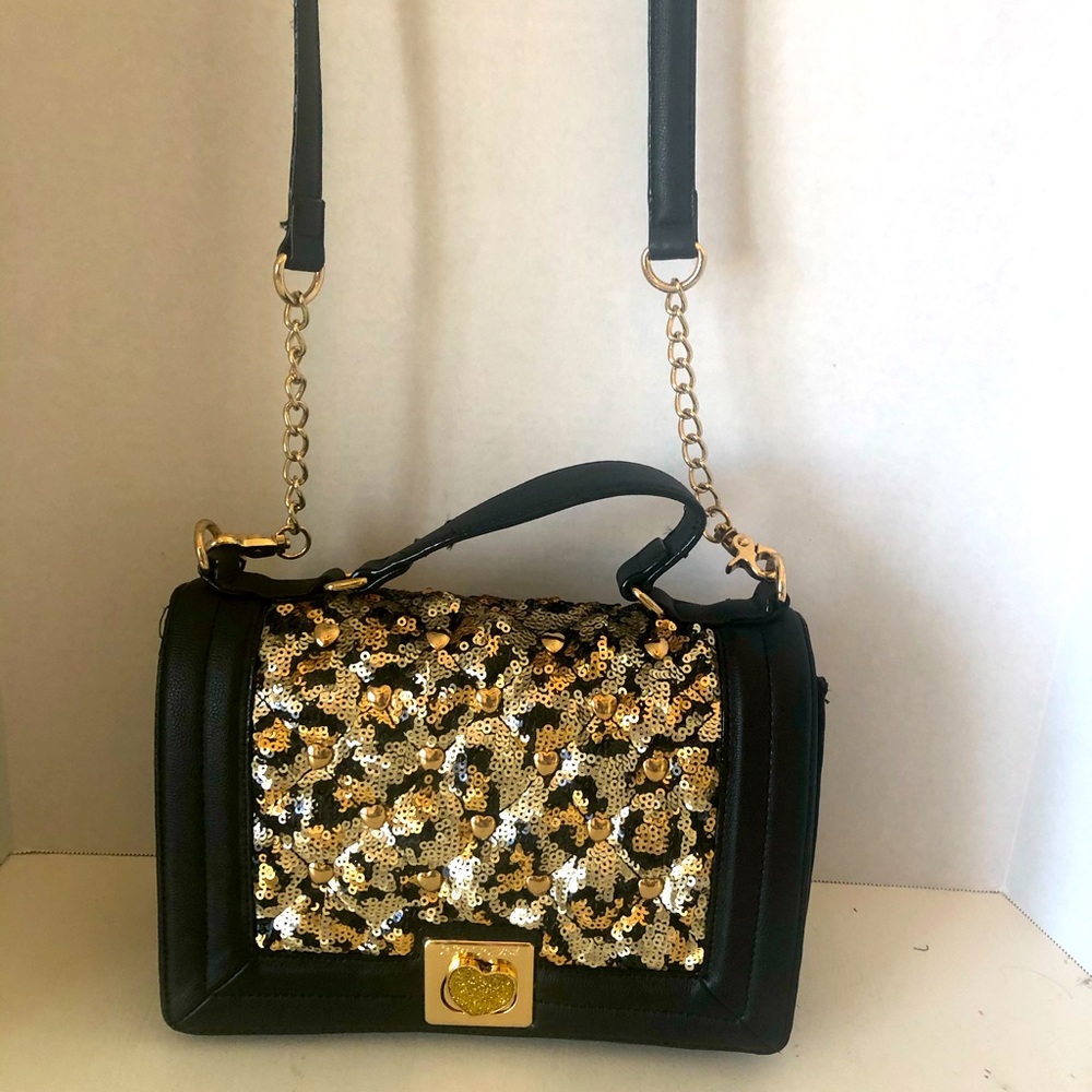 Betsey Johnson purse